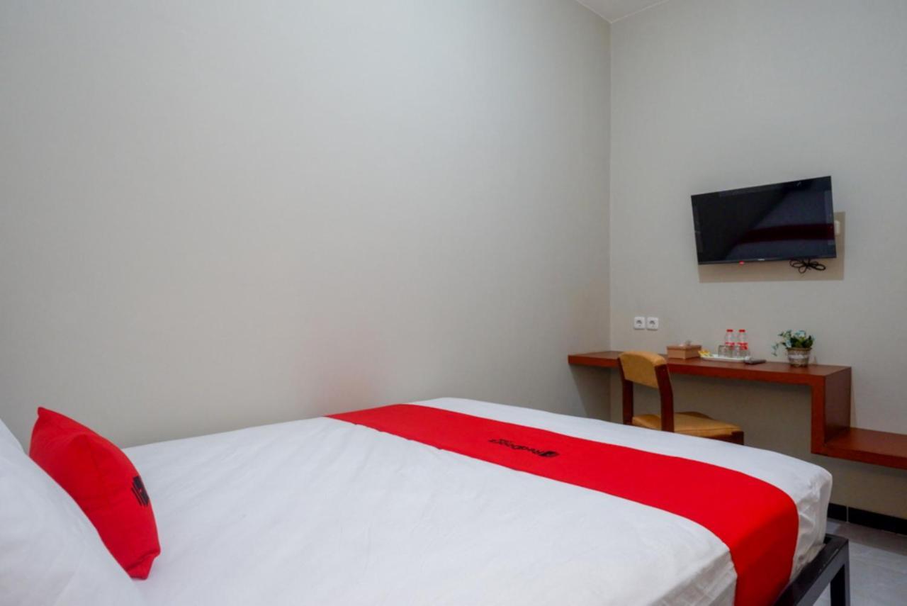 Reddoorz Near Kampus Ump Purwokerto 2 Hotel Sumbang Exterior photo