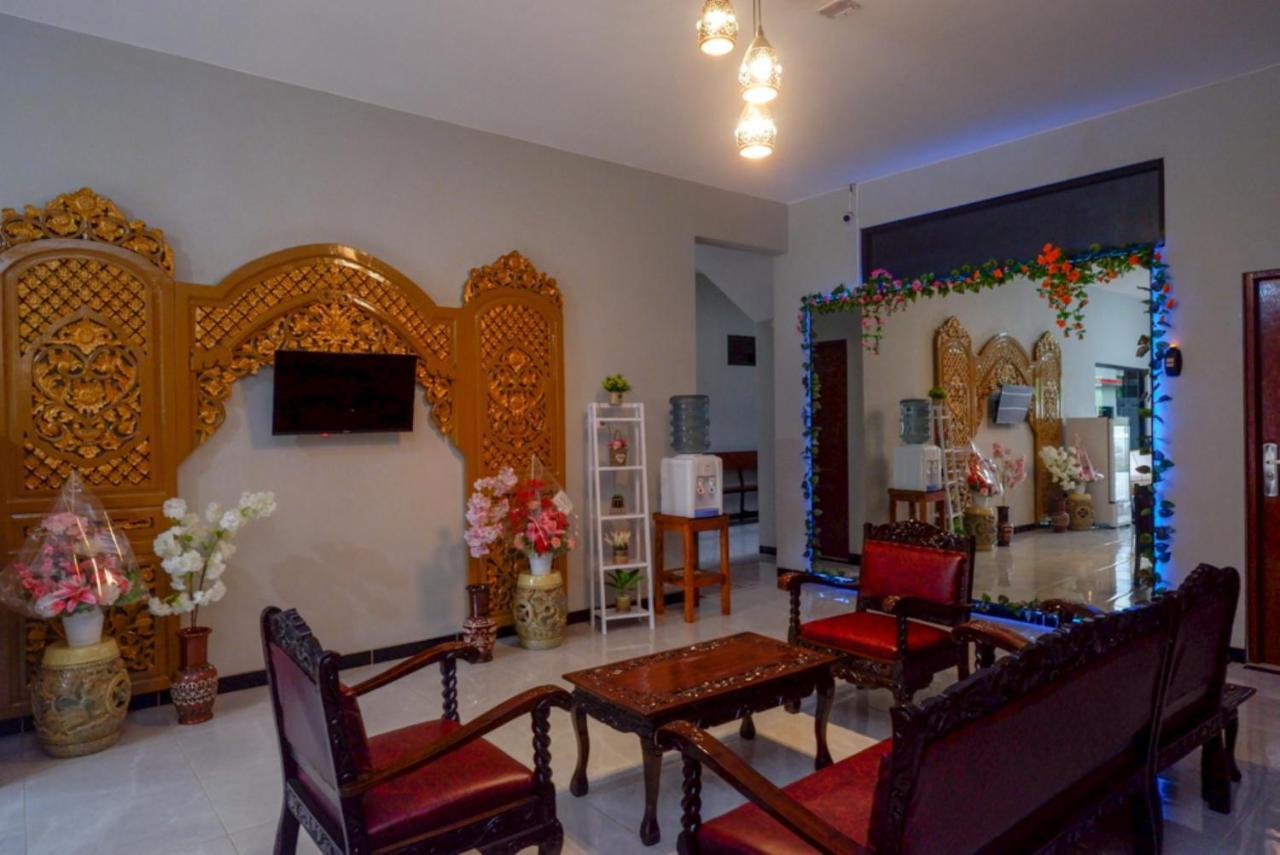 Reddoorz Near Kampus Ump Purwokerto 2 Hotel Sumbang Exterior photo